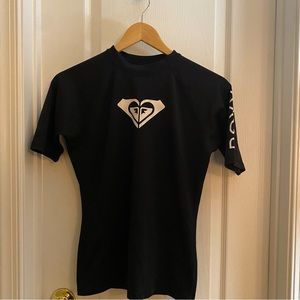 Roxy Whole Hearted Short Sleeve Rasghuard size large, gently used
